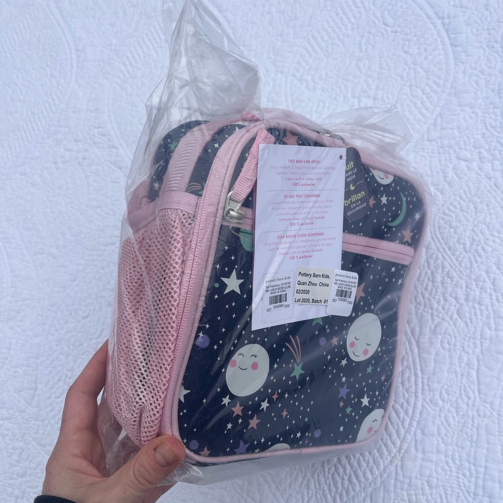 Pottery Barn Kids Mackenzie Moon Glow Lunch Box NEW in Bag Glow in the Dark - Picture 7 of 7